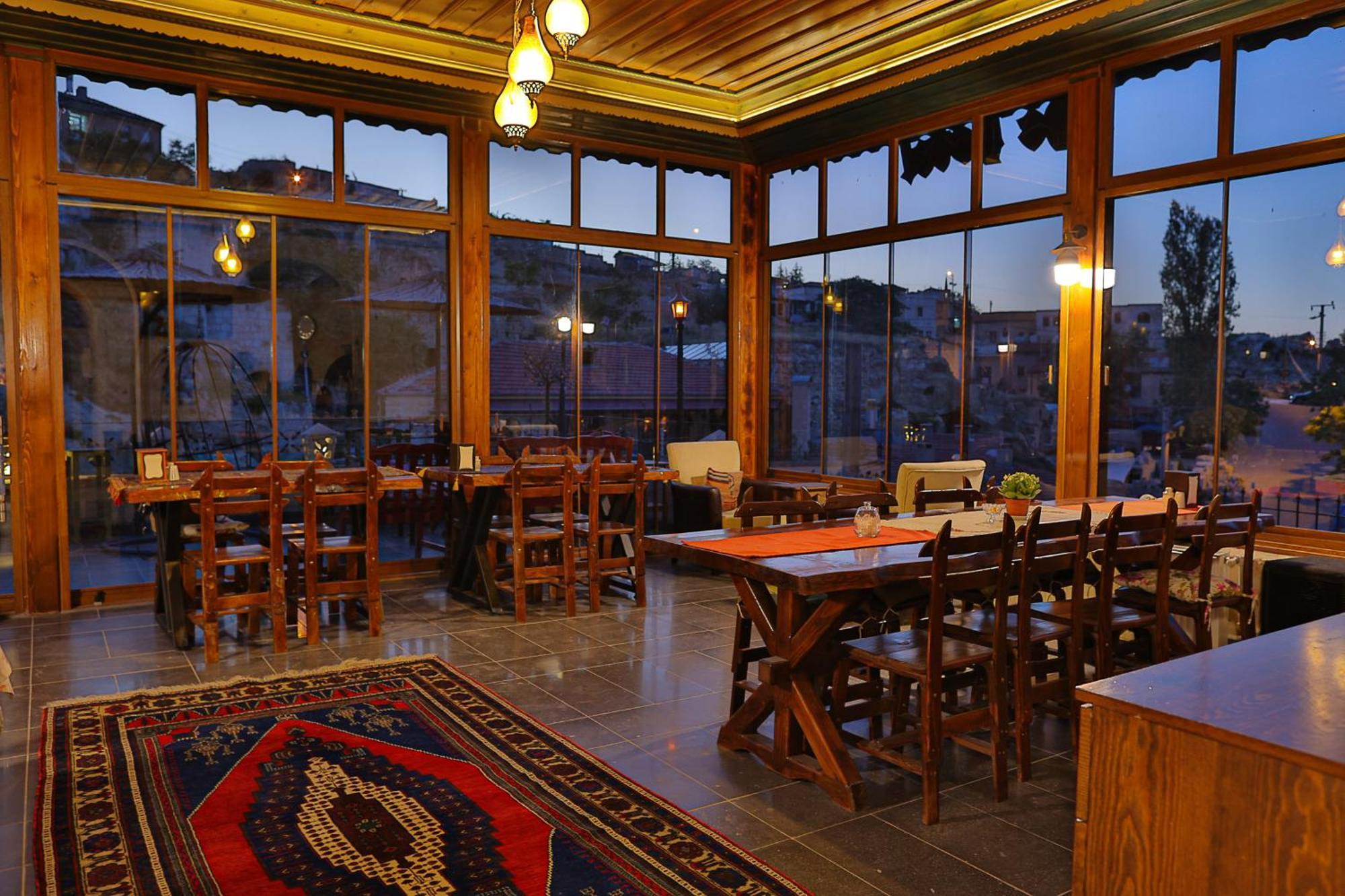 Demisos Caves Hotel Ürgüp Esterno foto