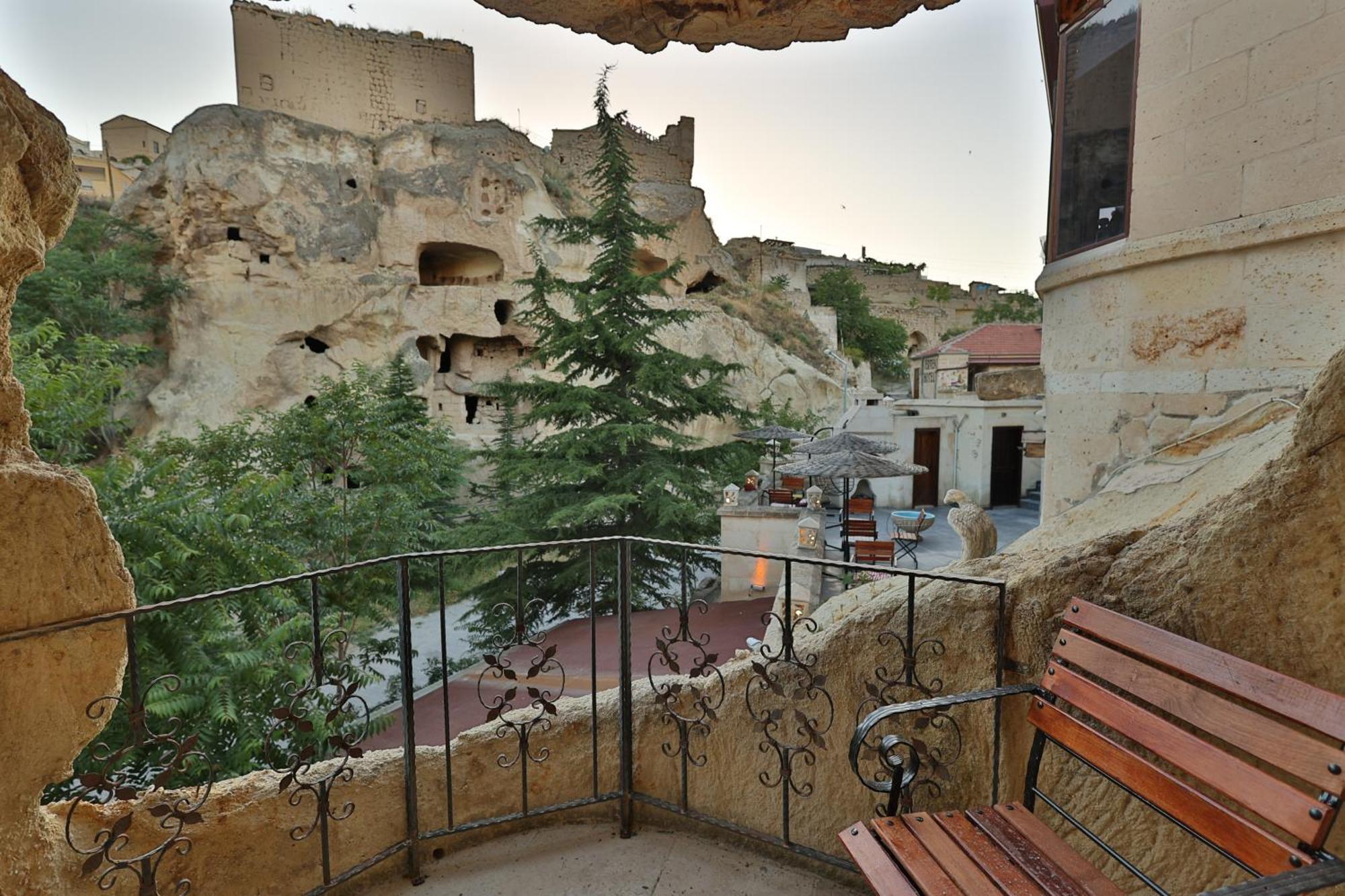 Demisos Caves Hotel Ürgüp Esterno foto